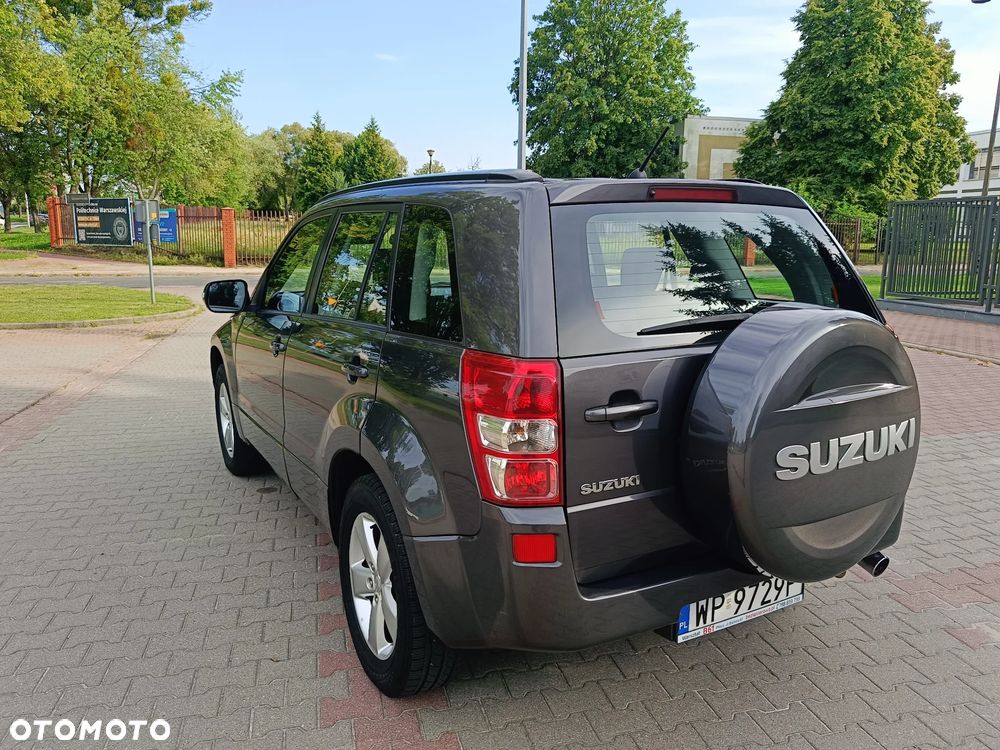 Suzuki Grand Vitara 2.0 - 4