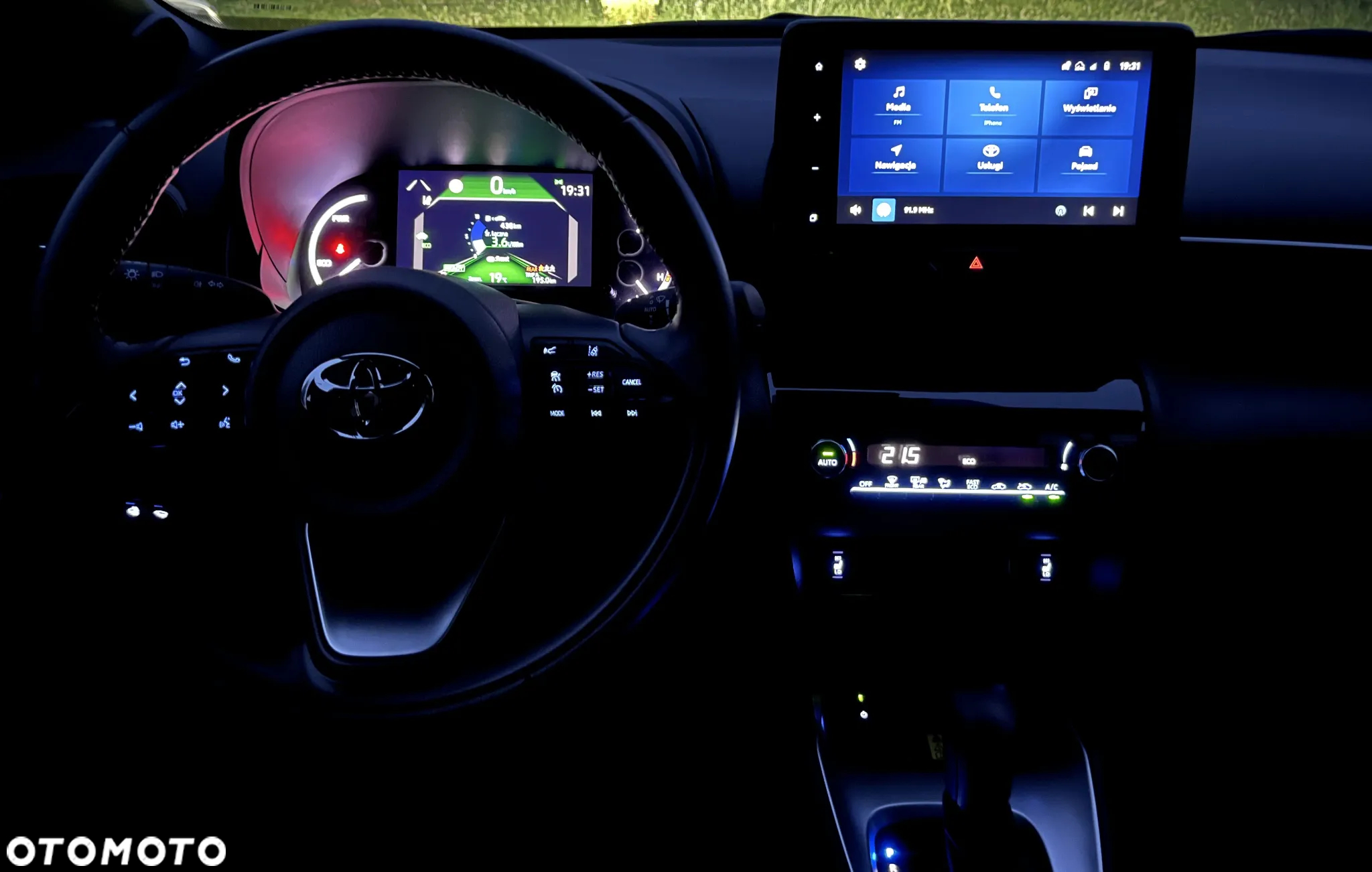 Toyota Yaris Cross Hybrid 1.5 Style - 25