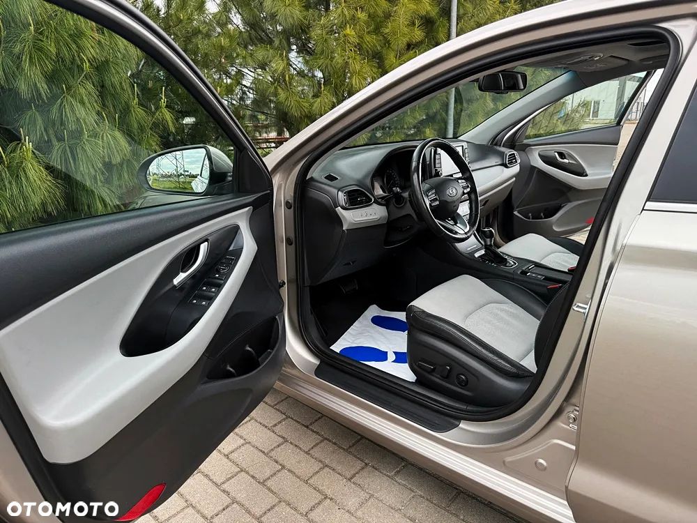 Hyundai i30 1.4 T-GDI DCT Premium - 24