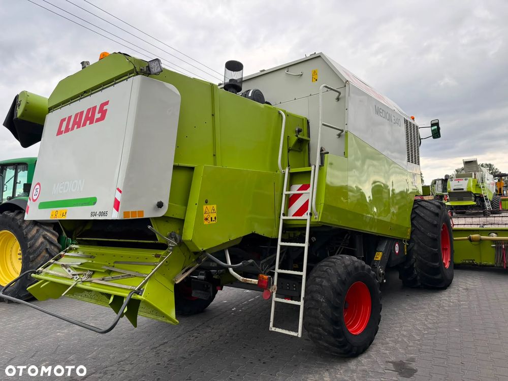 Claas MEDION 340 330  MEGA 350 320 - 34