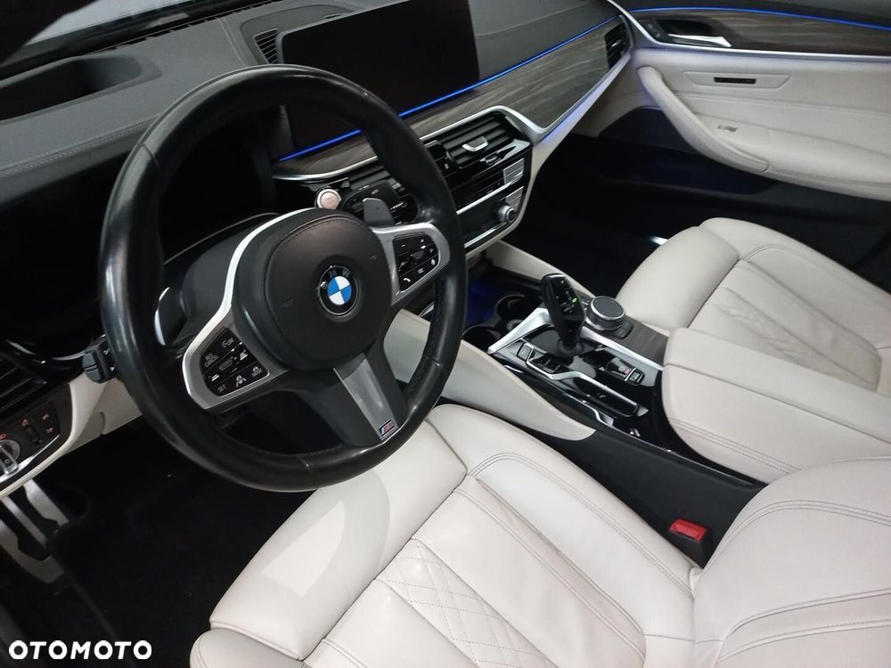 BMW Seria 5 - 11
