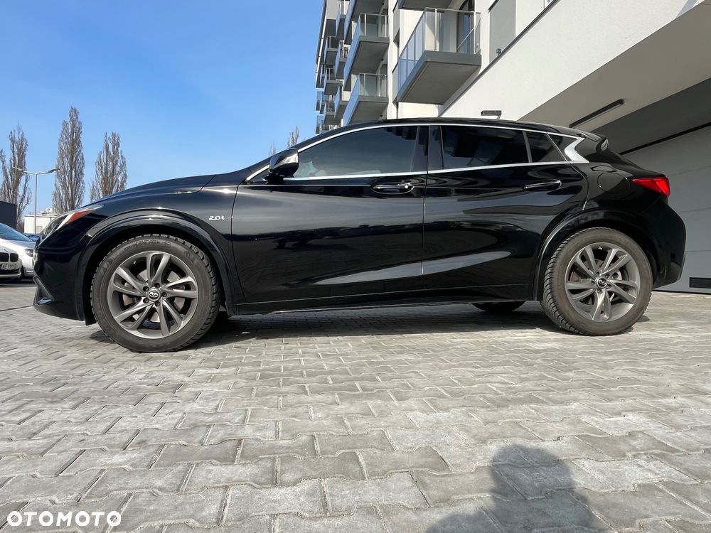 Infiniti QX30 2.0t DCT AWD Premium - 3