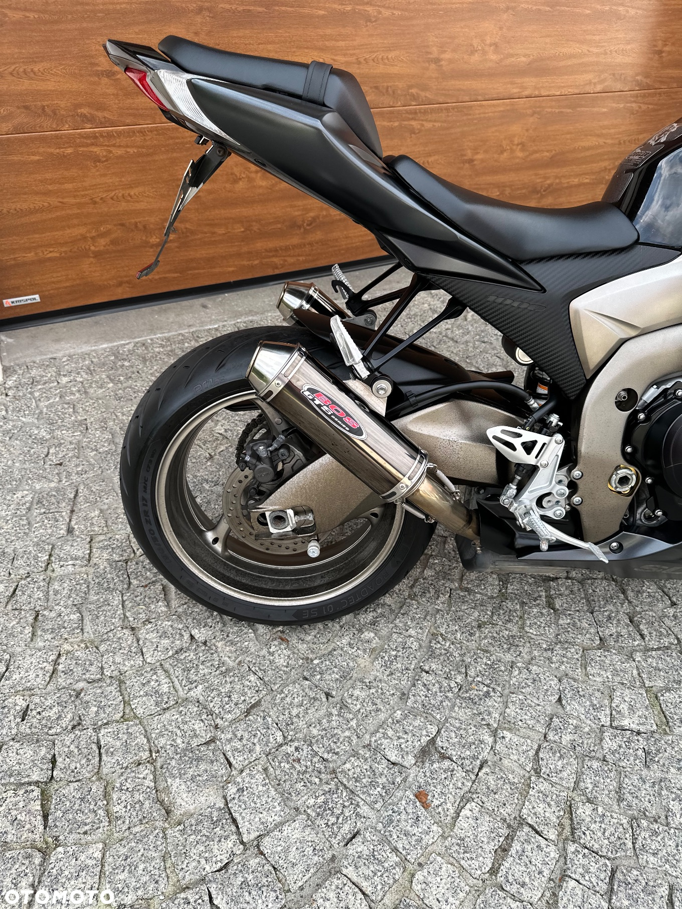 Suzuki GSX-R - 10