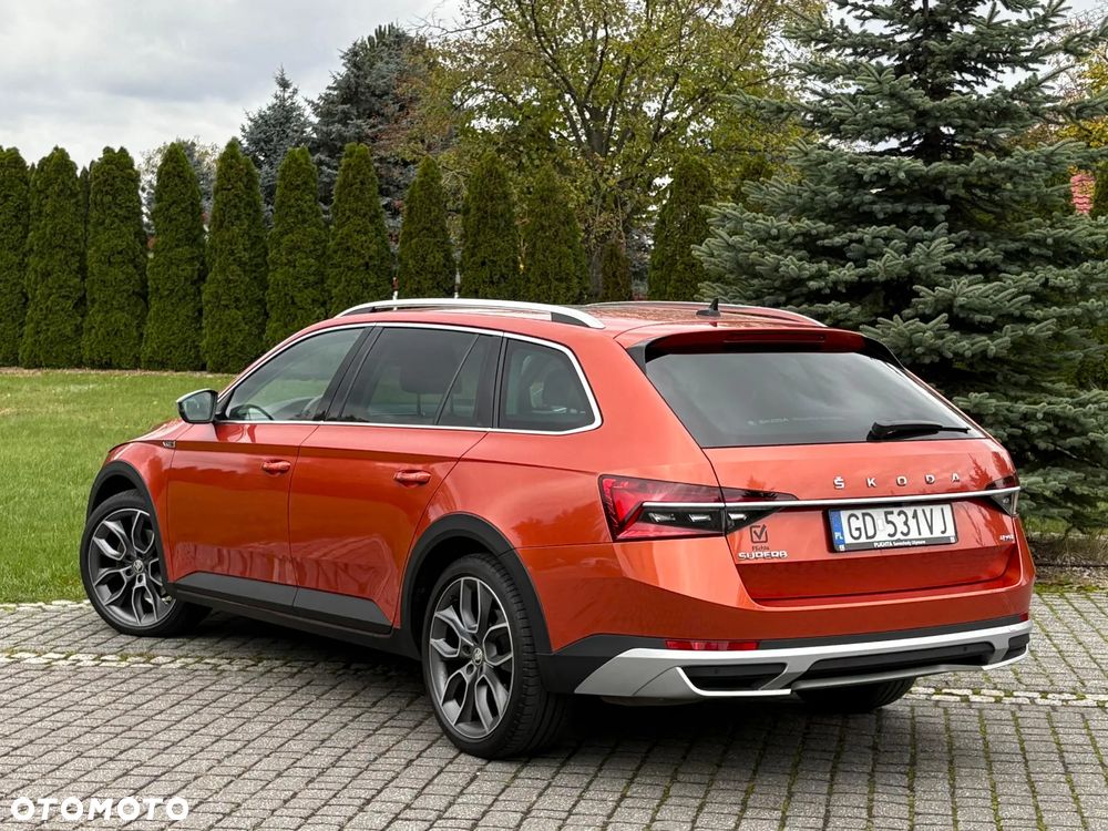 Skoda Superb 2.0 TDI SCR 4x4 Scout DSG - 8