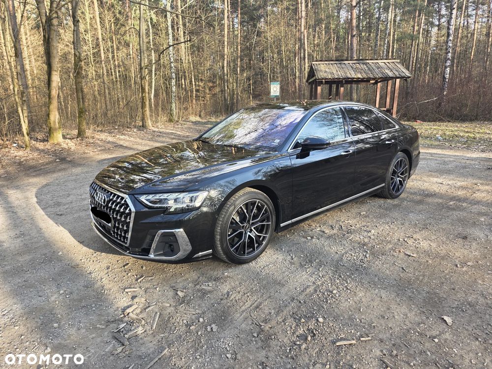 Audi A8 - 7