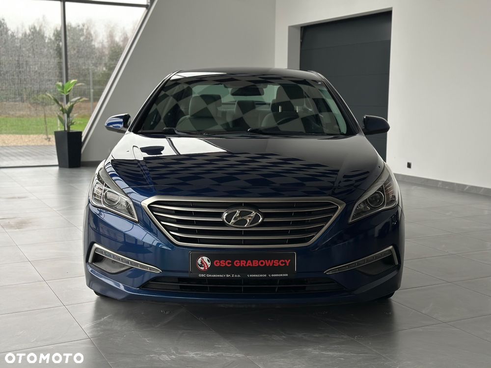 Hyundai Sonata - 4