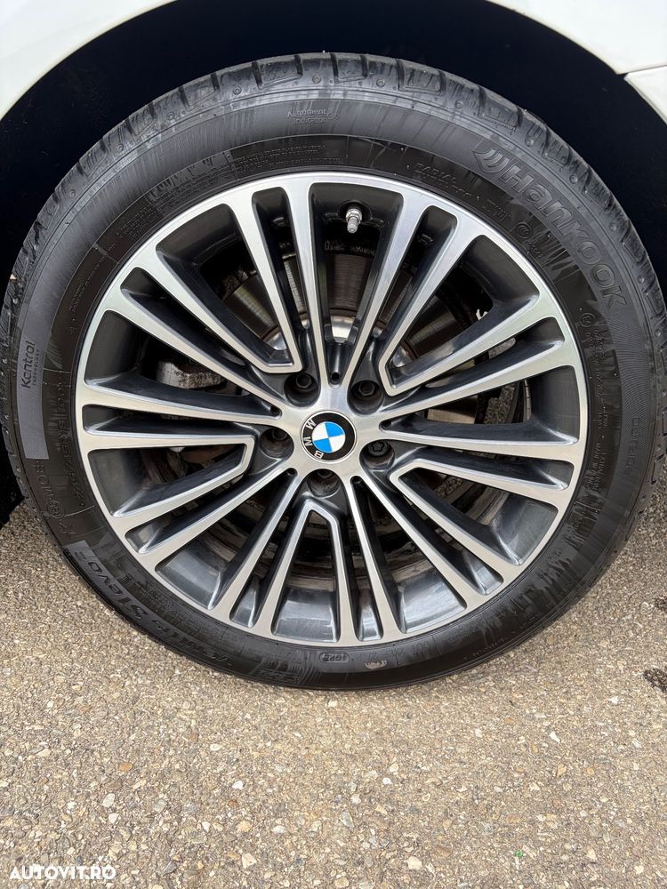 BMW Seria 5 520d Aut. M Sport Edition - 17