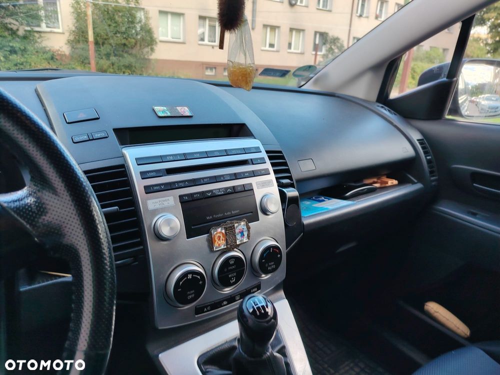 Mazda 5 - 5