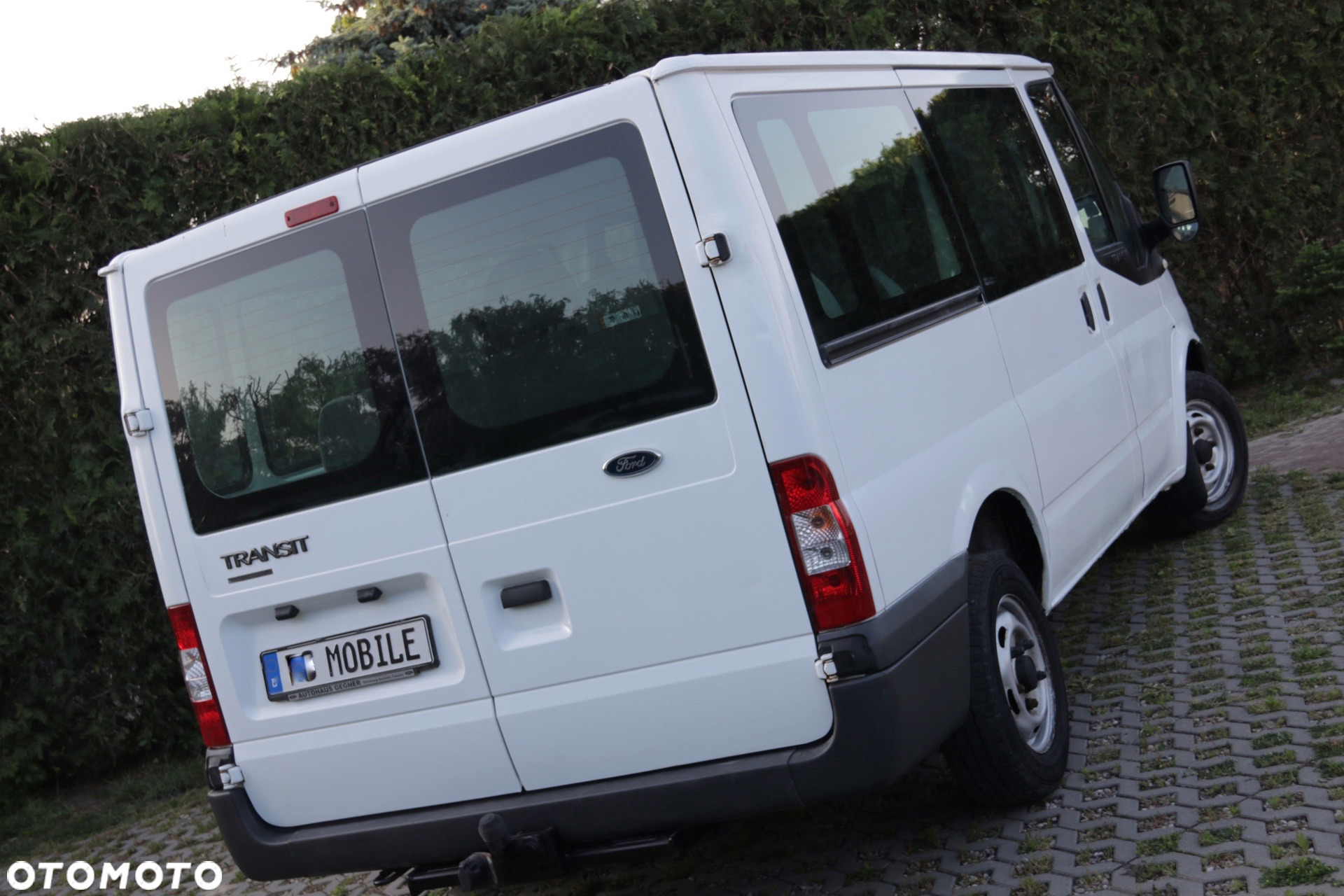 Ford Transit - 12