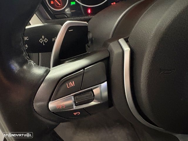 BMW 320 d Sport-Aut. Efficient Dynamics Edition Blue Per Sport Line - 43