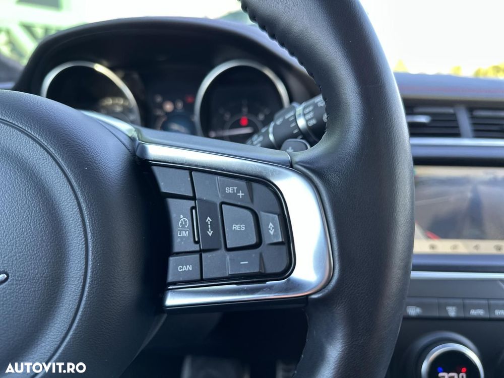 Jaguar E-Pace D180 AWD Aut. First Edition - 28
