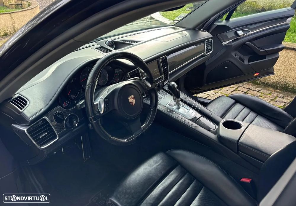 Porsche Panamera Platinum Edition - 8