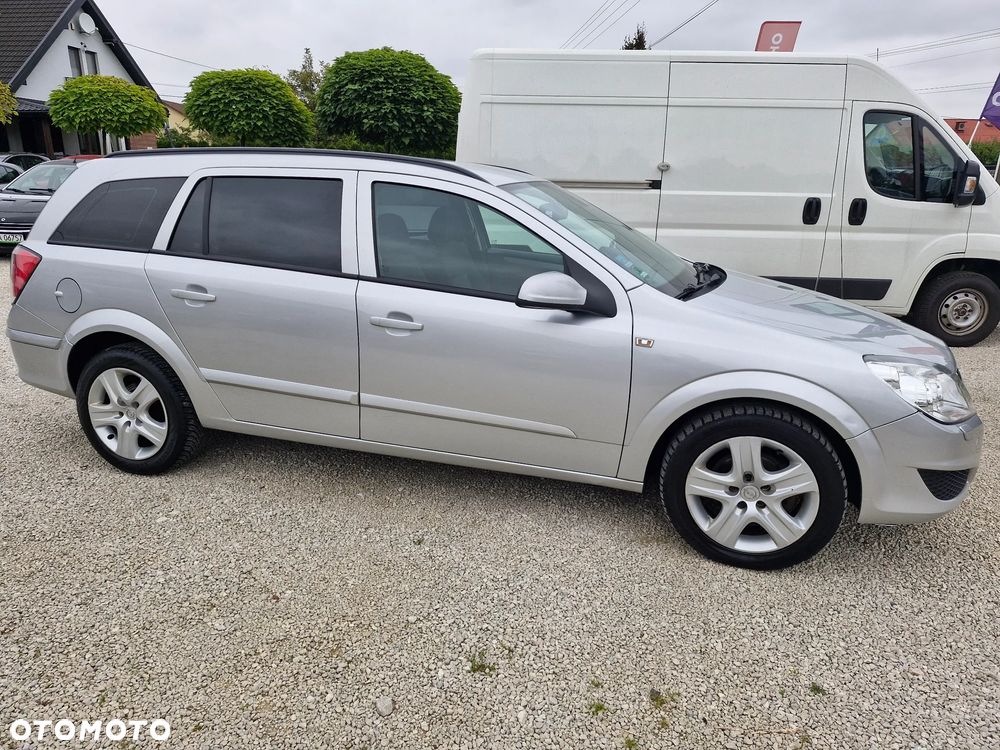 Opel Astra - 11