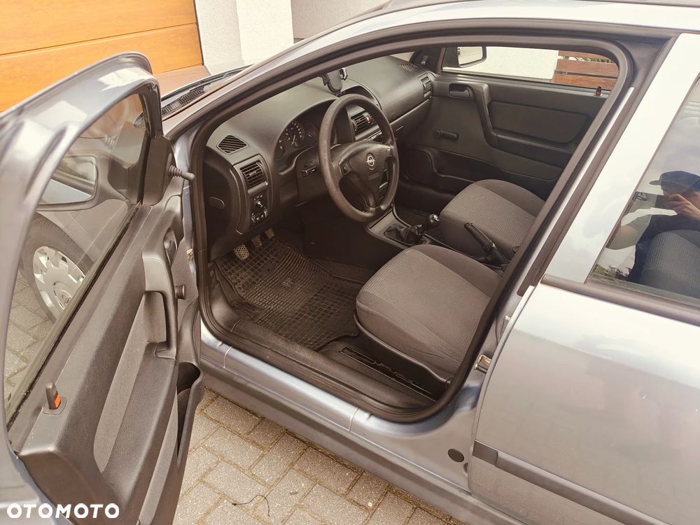 Opel Astra 1.4 Start - 9