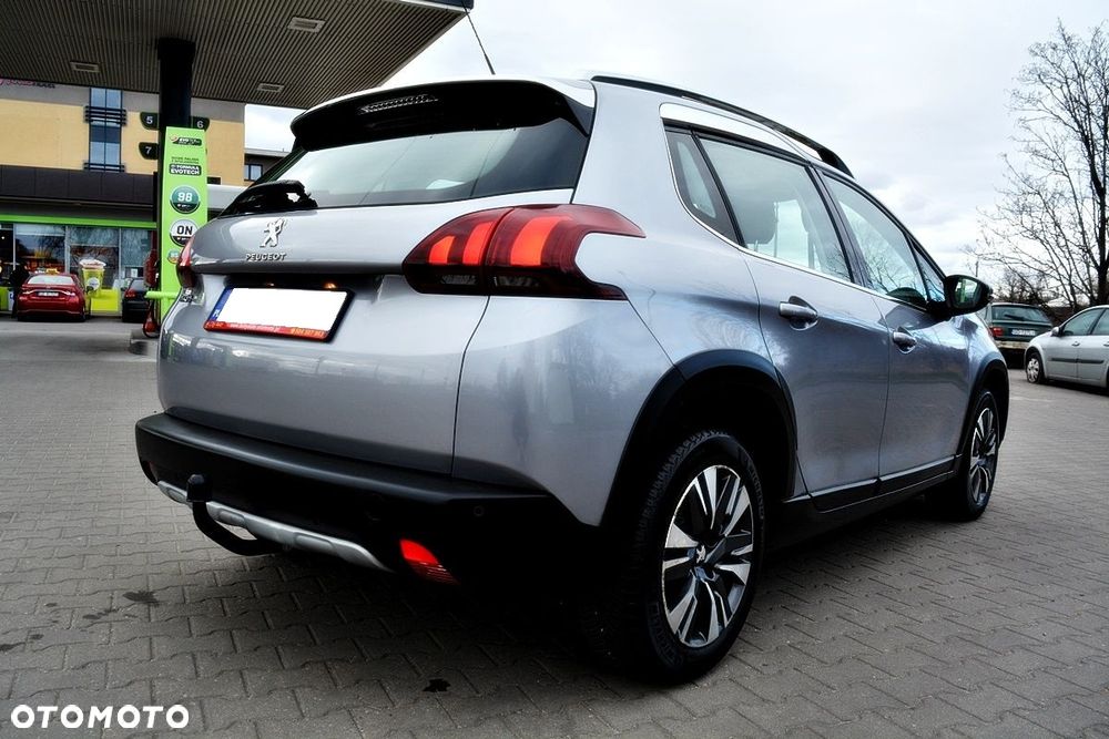 Peugeot 2008 PureTech 110 GPF Stop&Start EAT6 Allure - 3