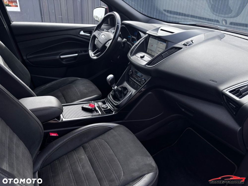 Ford Kuga - 17