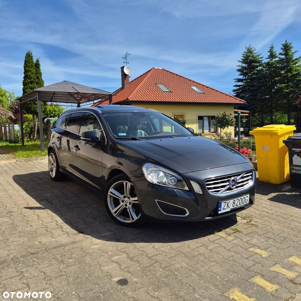 Volvo V60 D4 Drive-E Summum - 1