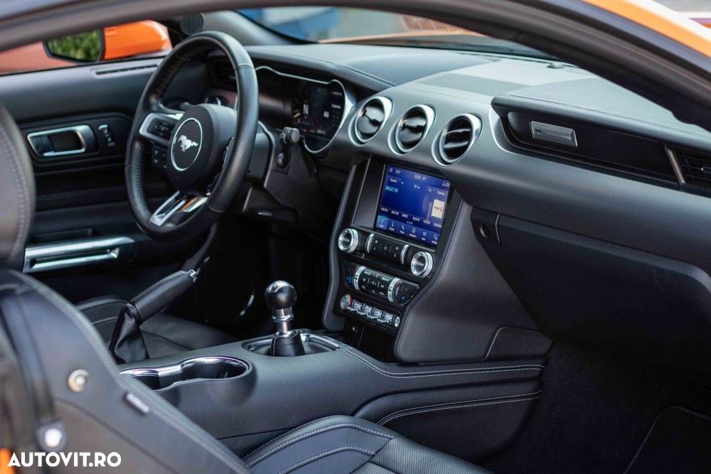 Ford Mustang - 20