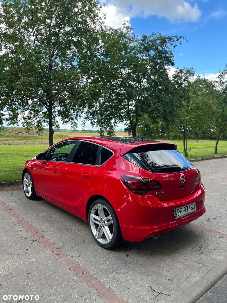 Opel Astra - 4