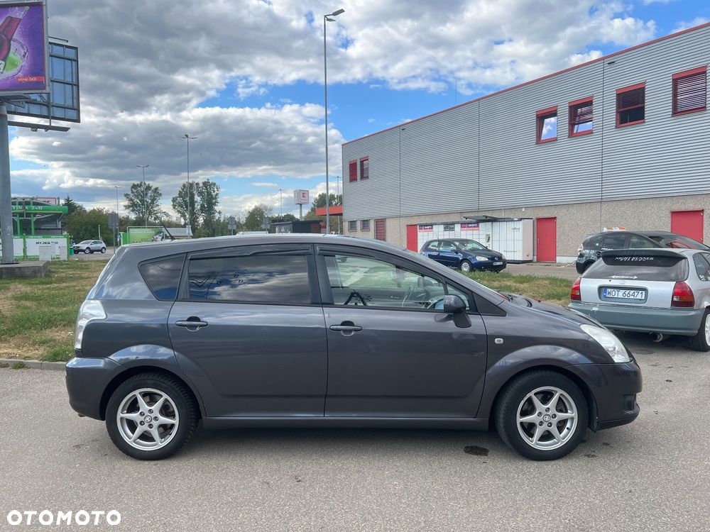 Toyota Corolla Verso 1.8 Premium + 7os MM - 5