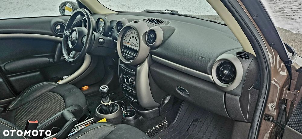 MINI Countryman Cooper D - 15