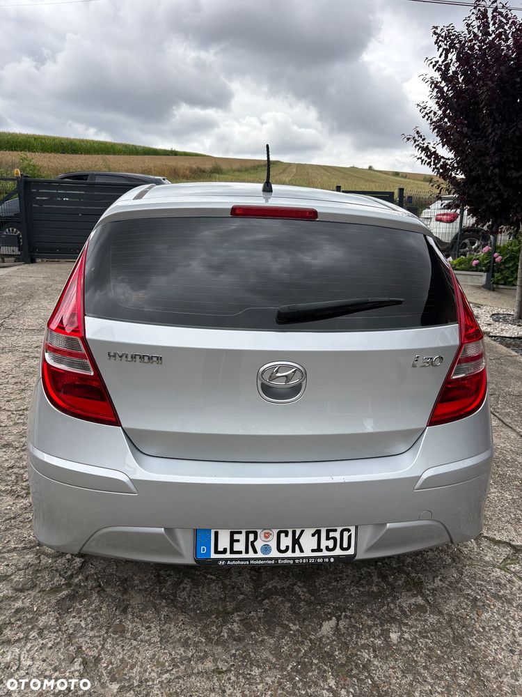 Hyundai i30 1.4 Classic + - 34