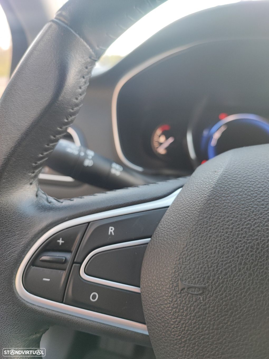 Renault Mégane Sport Tourer 1.5 Blue dCi Limited - 17