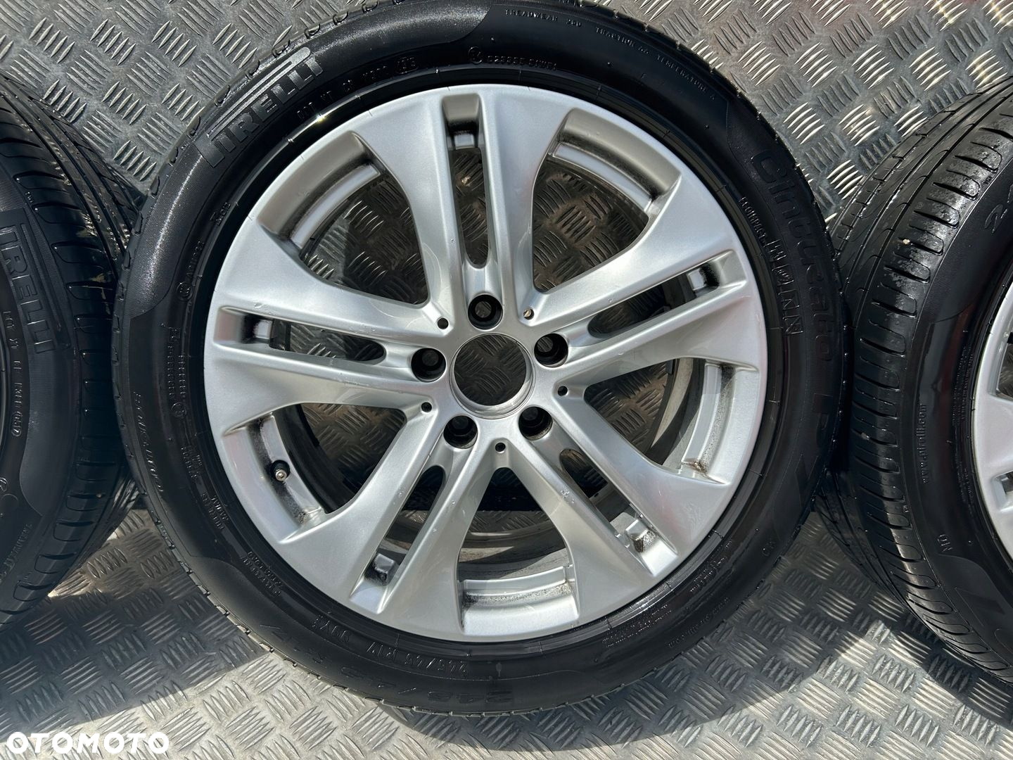 Koła Mercedes A2124010902 5x112 8x17 ET48 - 4