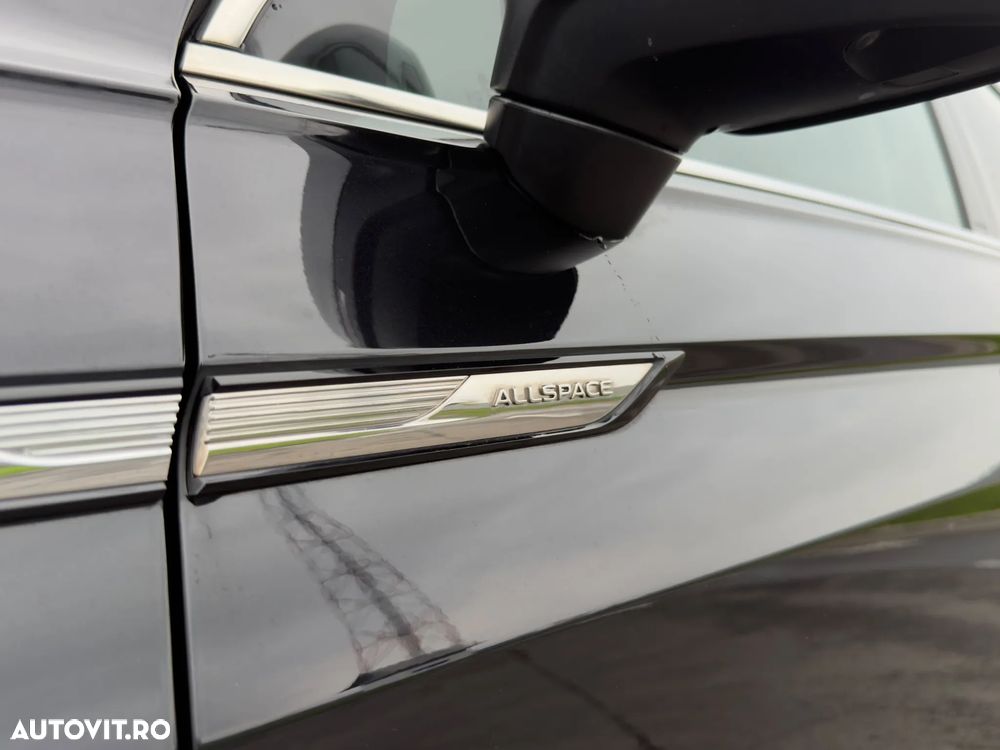 Volkswagen Tiguan - 37