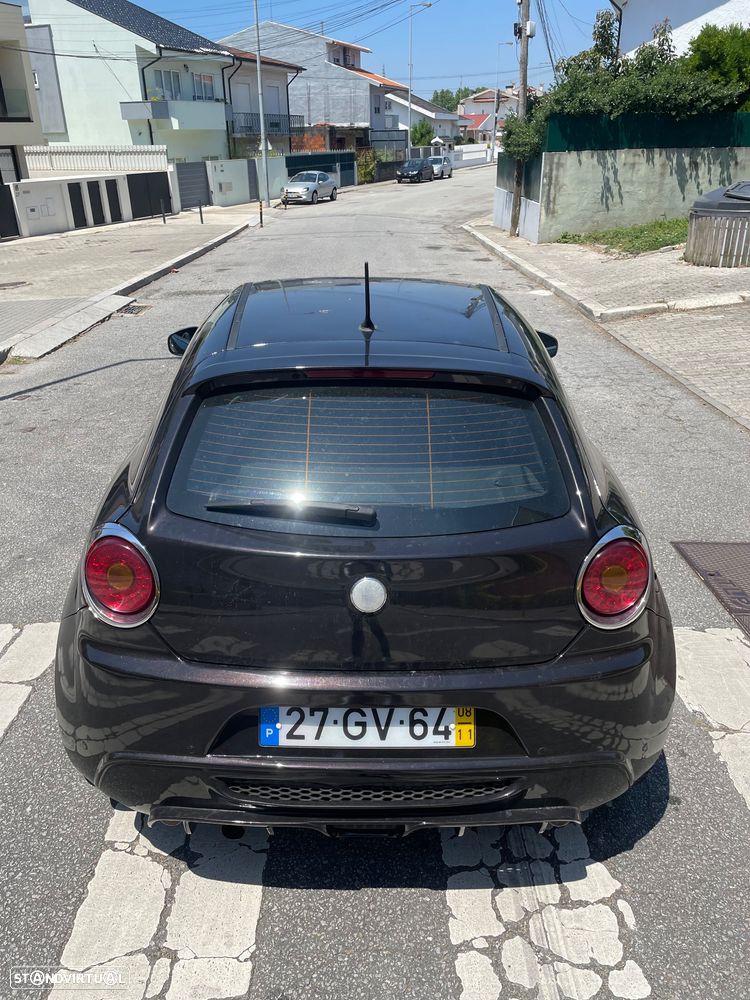 Alfa Romeo MiTo 1.4 T Distinctive - 5