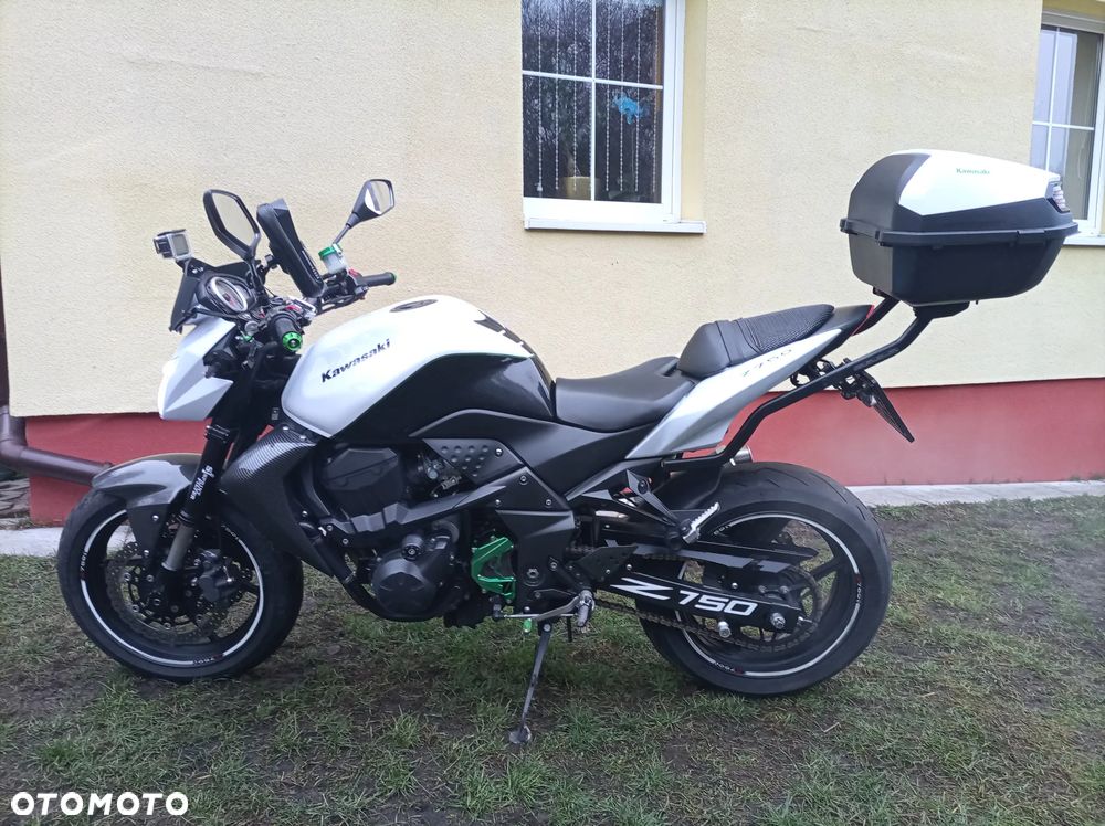 Kawasaki Z - 12