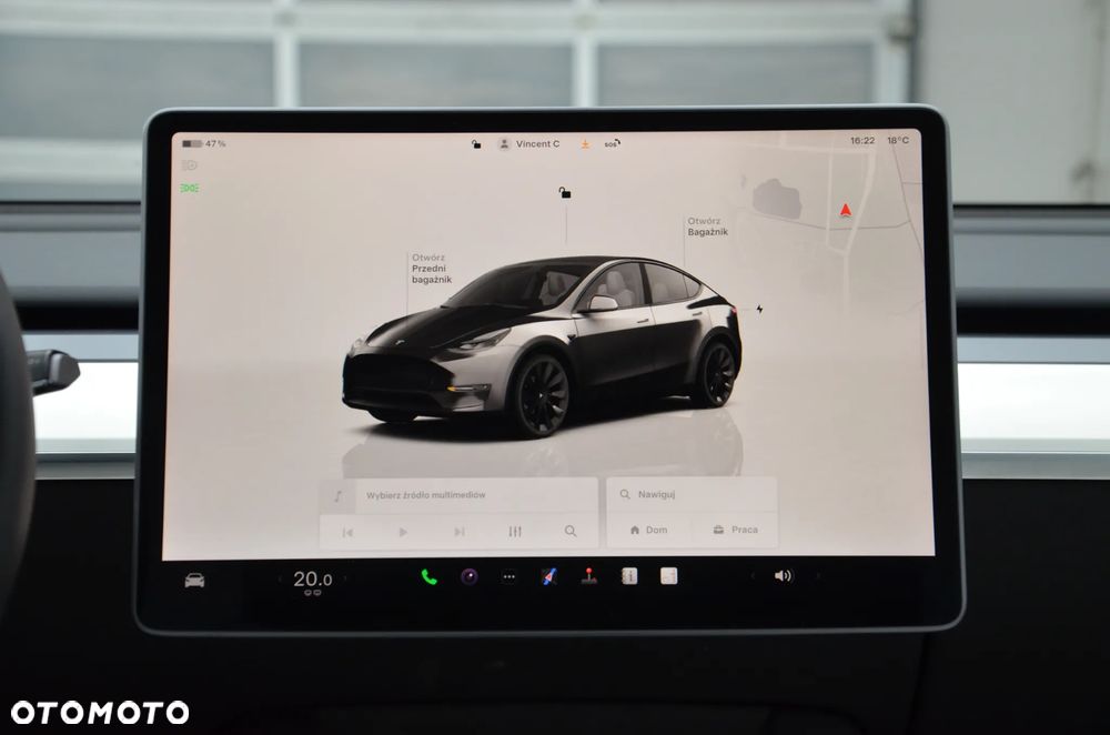 Tesla Model Y Long Range Dual Motor AWD - 17