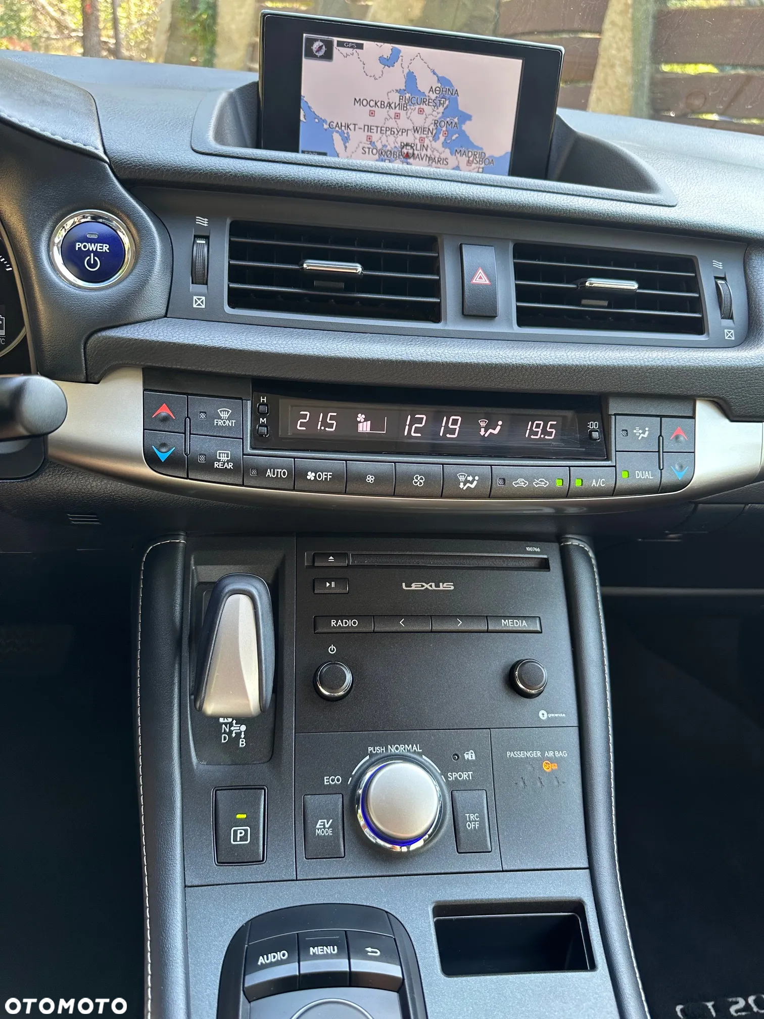 Lexus CT 200h Dynamic Line - 30