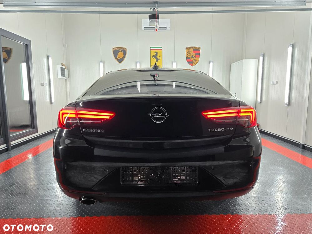 Opel Insignia 2.0 4x4 Ultimate Exclusive - 4