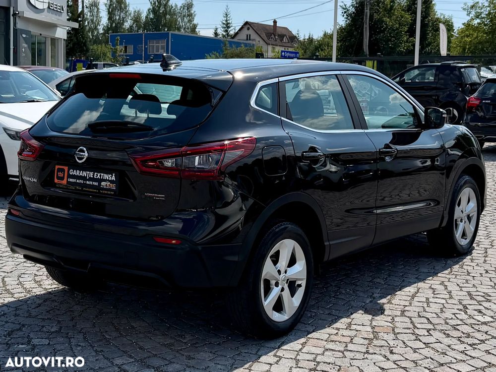Nissan Qashqai 1.3 DIG-T SHIRO - 3
