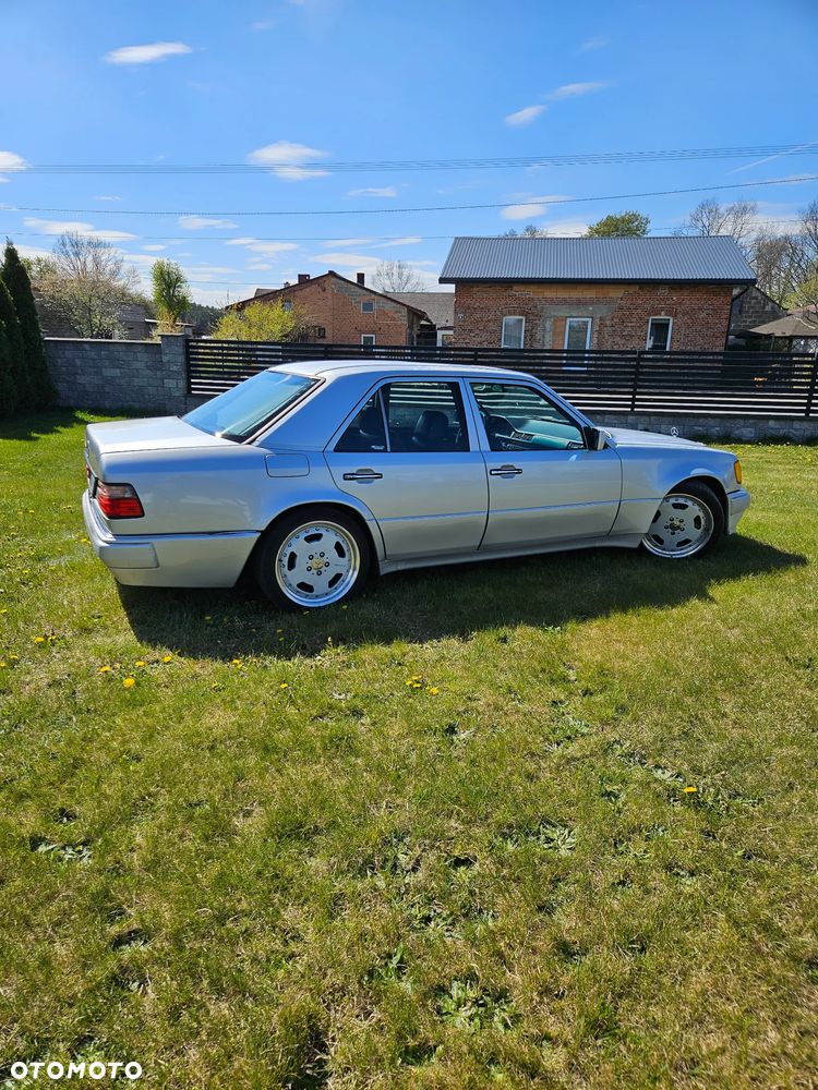 Mercedes-Benz W124 (1984-1993) - 7