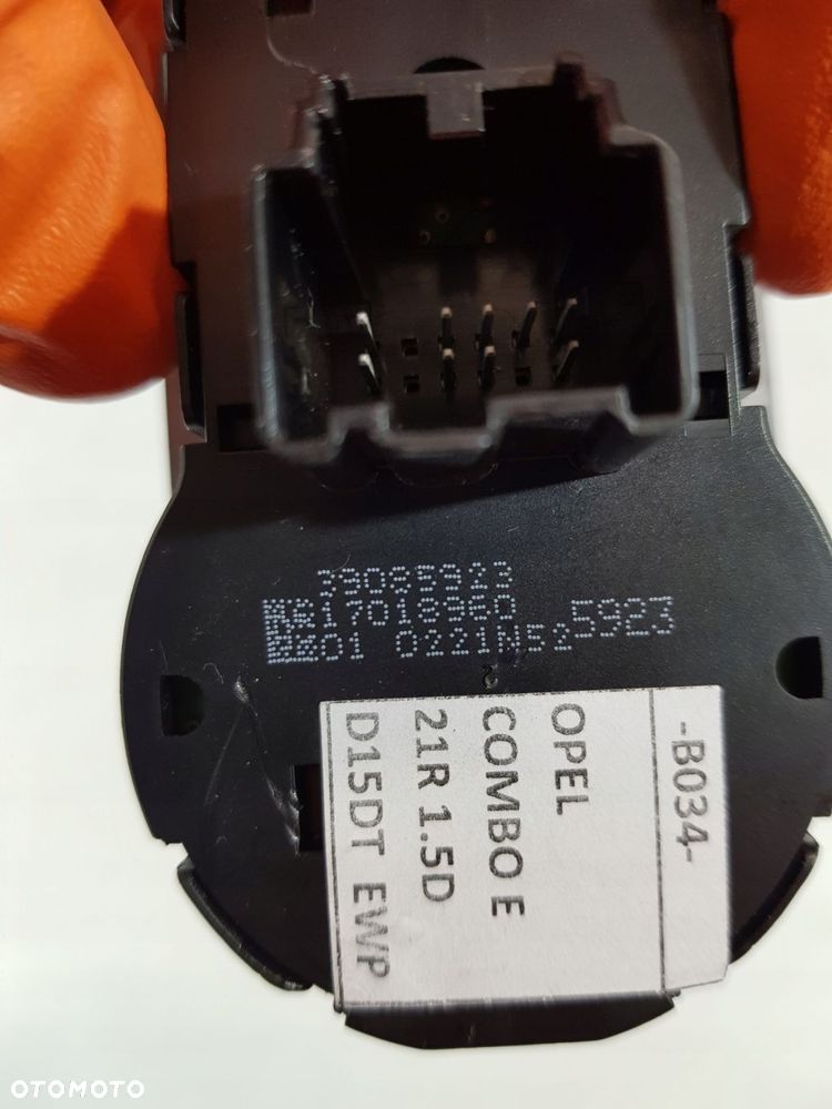 przełącznik panel świateł 39085923 opel combo e berlingo iv 21r 1.5d eu - 8