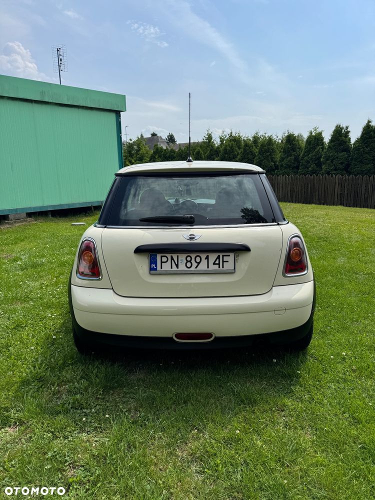 MINI ONE - 4