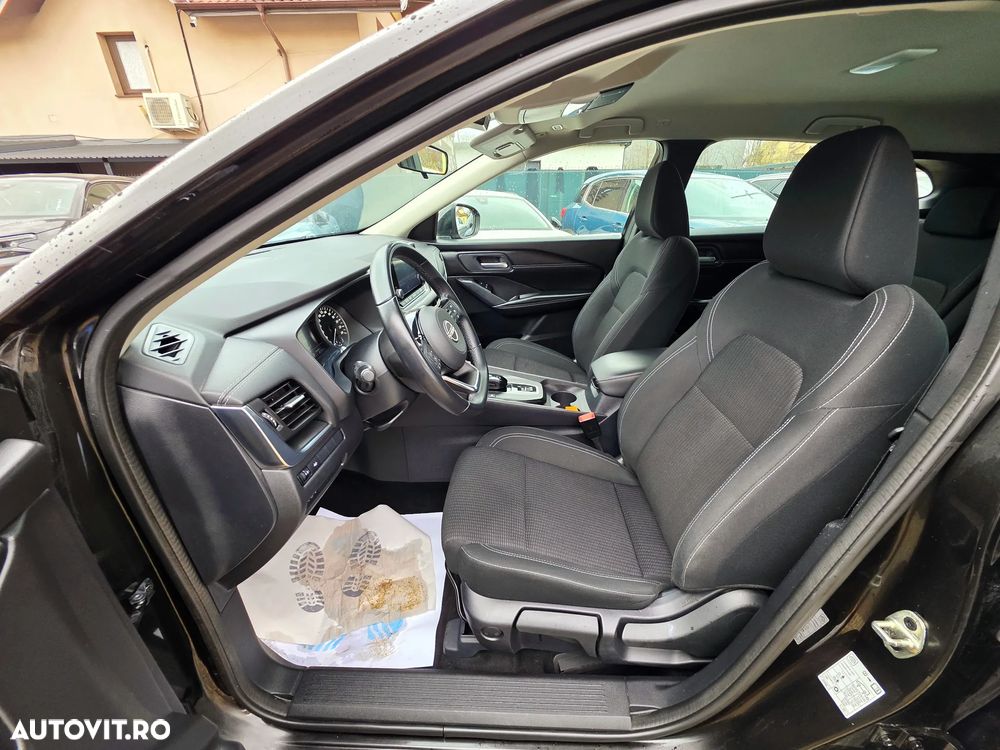 Nissan Qashqai - 25