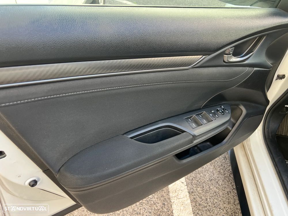 Honda Civic 1.5 i-VTEC Turbo Sport Plus - 10