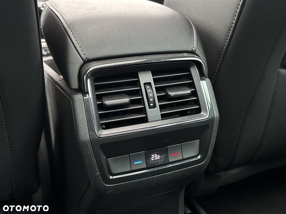 Skoda Kodiaq 2.0 TDI 4x4 L&K DSG 7 os - 33