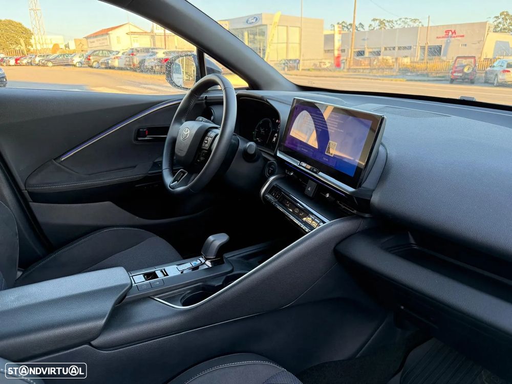 Toyota C-HR 1.8 Hybrid Exclusive+P.Luxury - 30