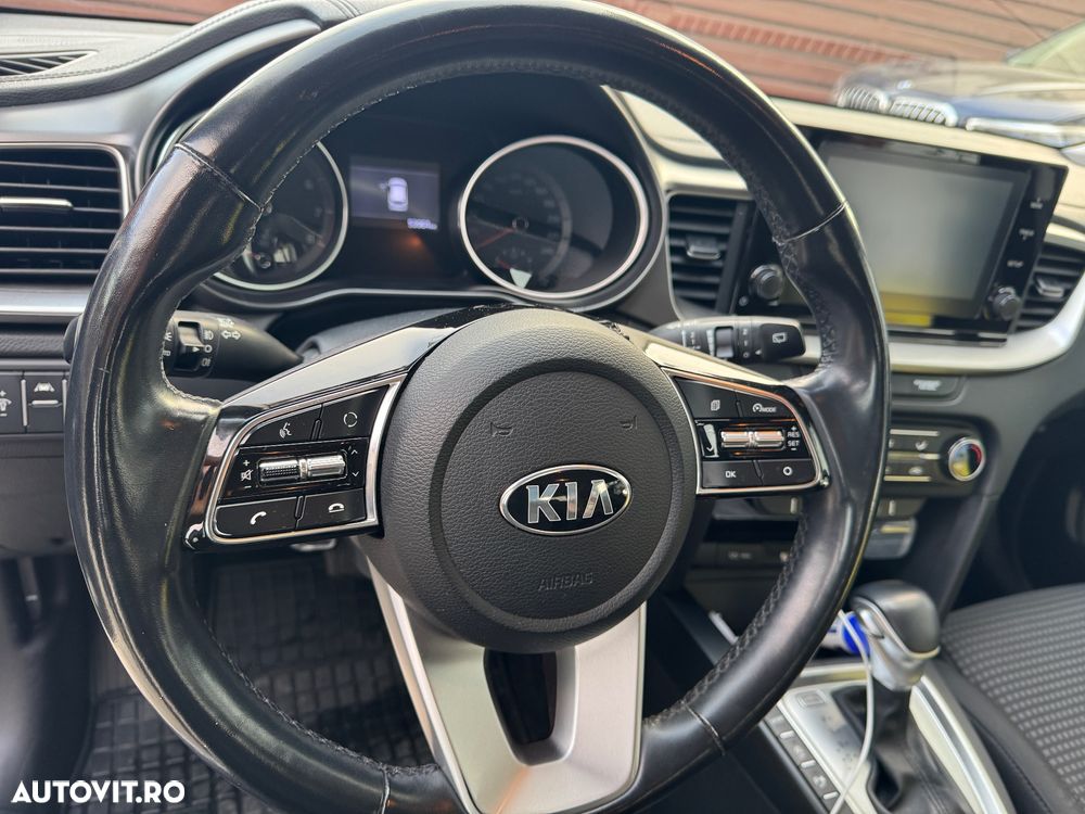 Kia Ceed 1.5 T-GDI 7DCT Best+ - 11