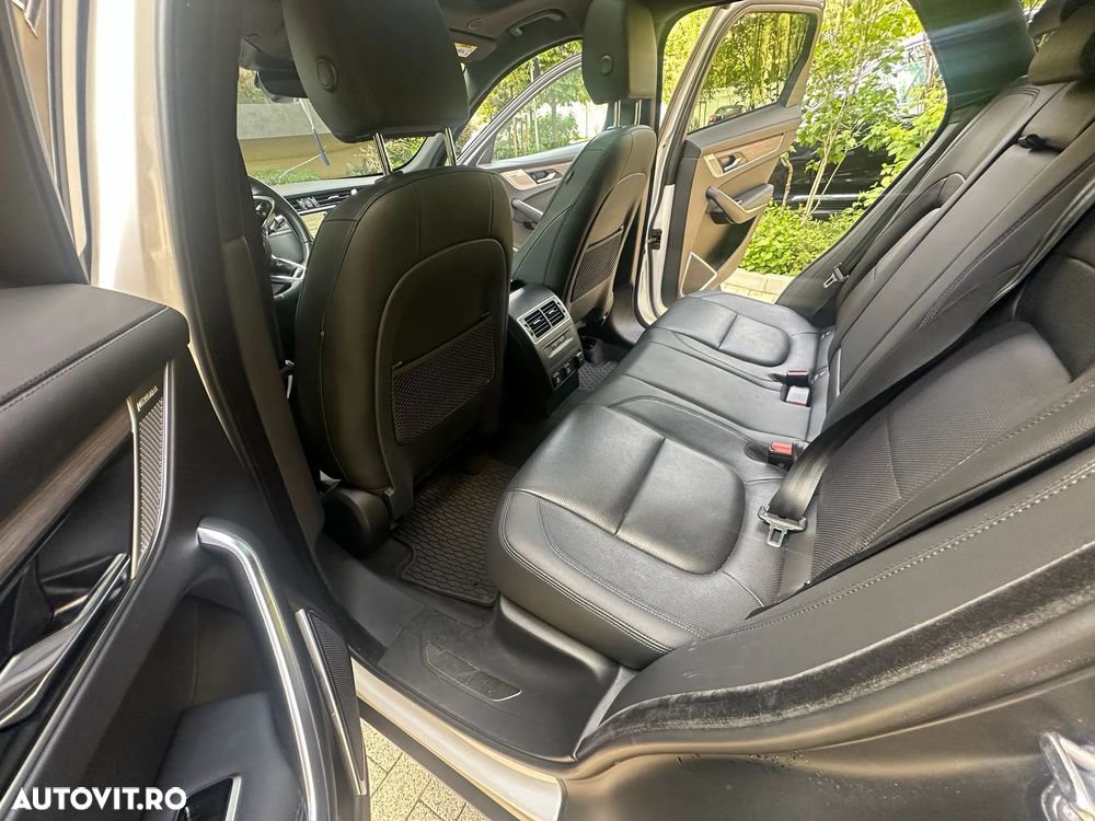 Jaguar F-Pace D200 AWD SE - 30