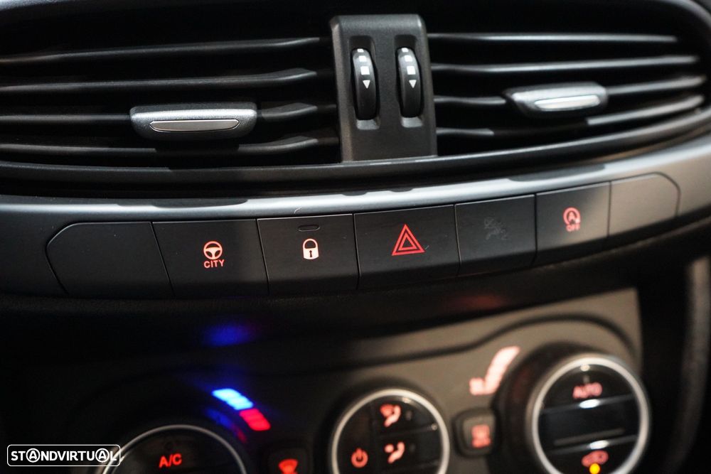 Fiat Tipo 1.3 M-Jet Lounge - 23