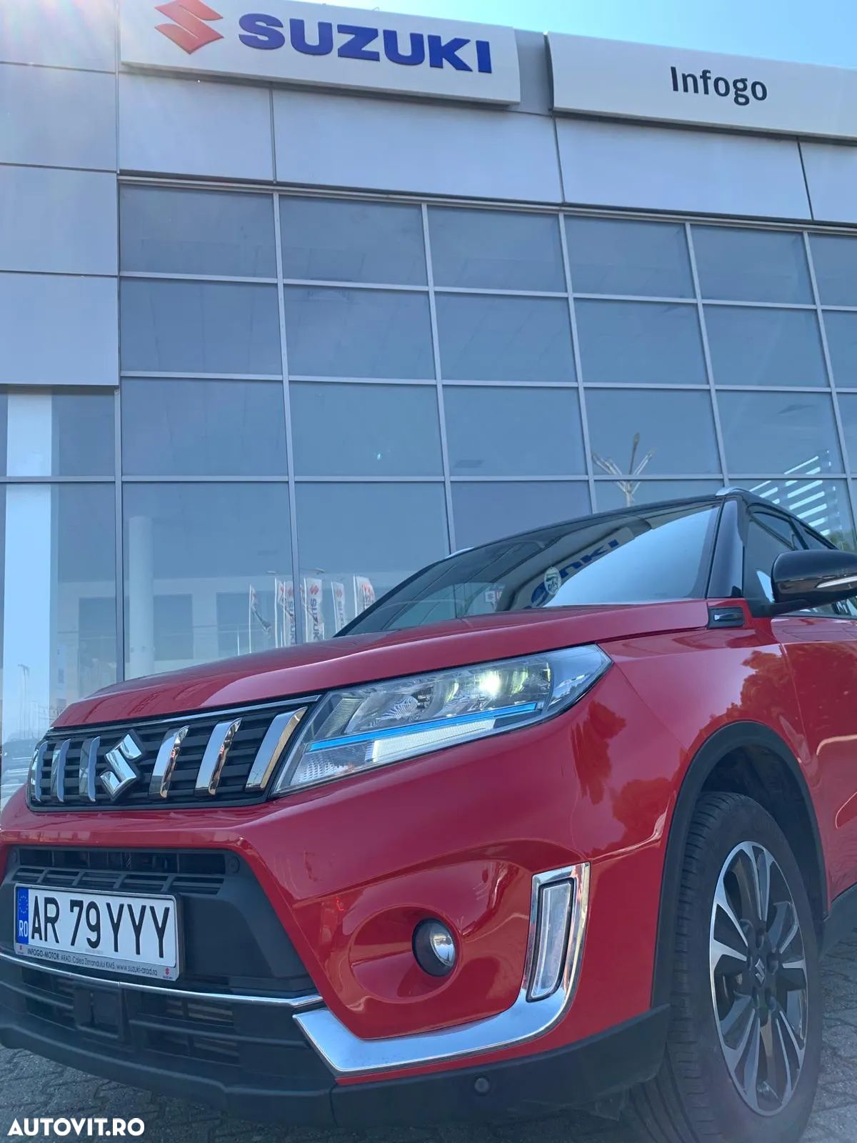 Suzuki Vitara 1.4 Boosterjet AllGrip MHEV Luxus - 1