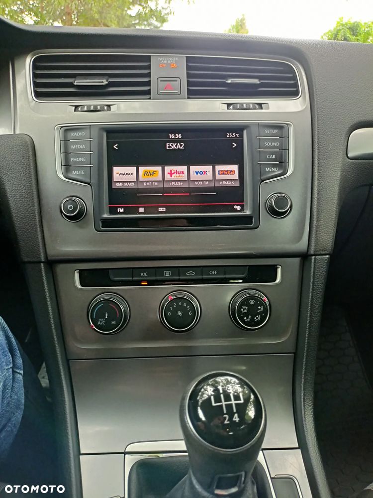 Volkswagen Golf 1.6 TDI BlueMotion Trendline - 12