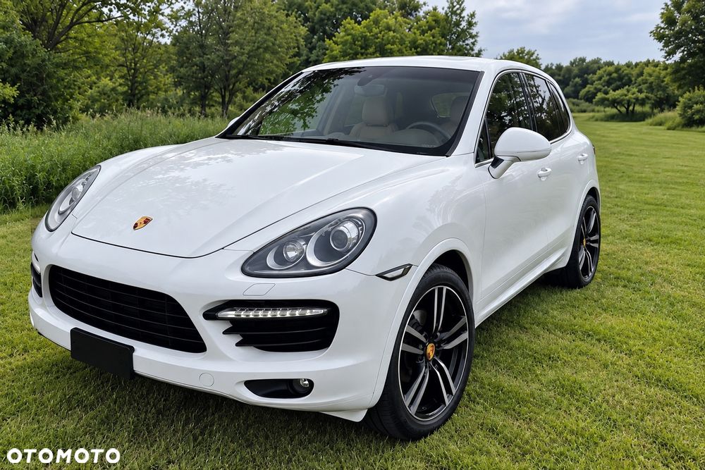 Porsche Cayenne - 2