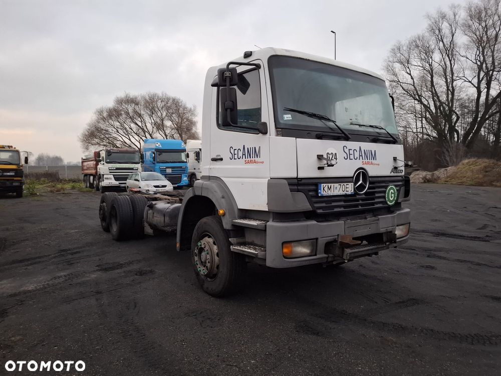 Mercedes-Benz Atego 2528L
