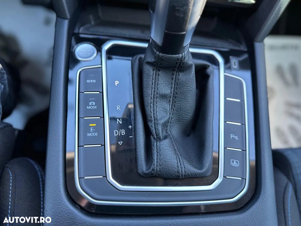 Volkswagen Passat 1.4 TSI Plug-In-Hybrid DSG GTE - 29